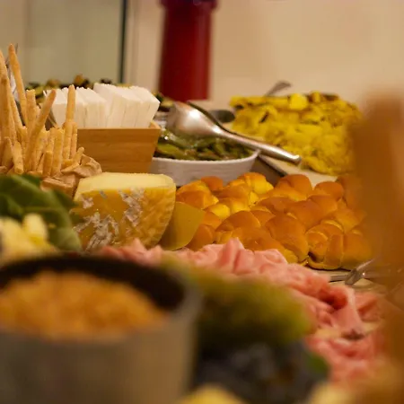 مزرعة للإقامة La Costa Fattoria Sociale *